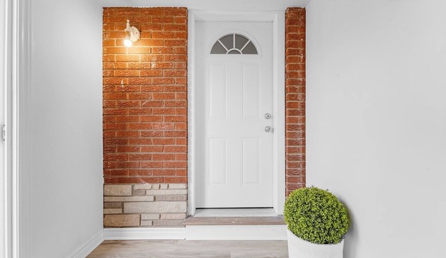 Our stylish, comfy home in wine country blends relaxation & convenience.
