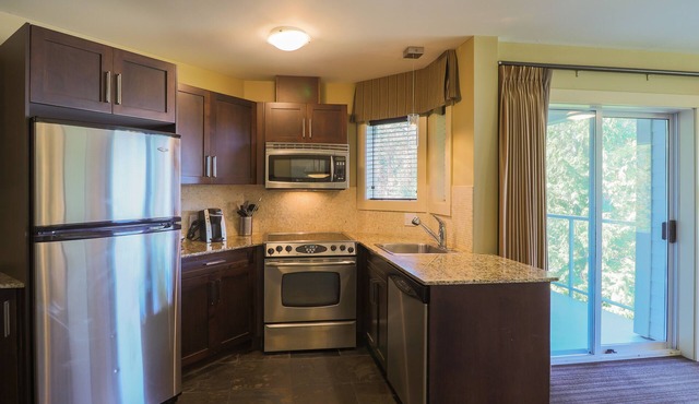Pacific Shores Resort & Spa