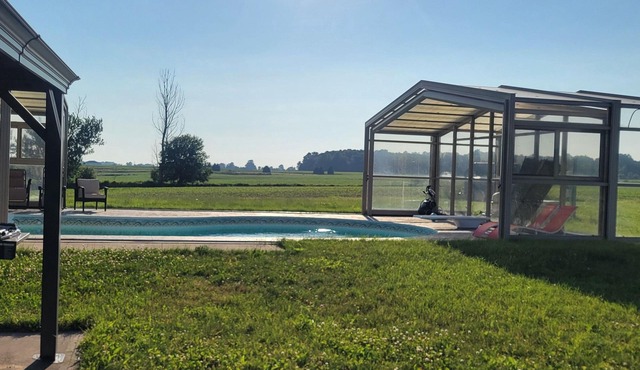 Paradise Retreat. Peaceful escape on 50 acres of greenery, offering privacy.