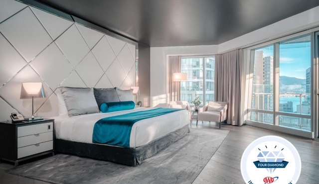 Paradox Vancouver