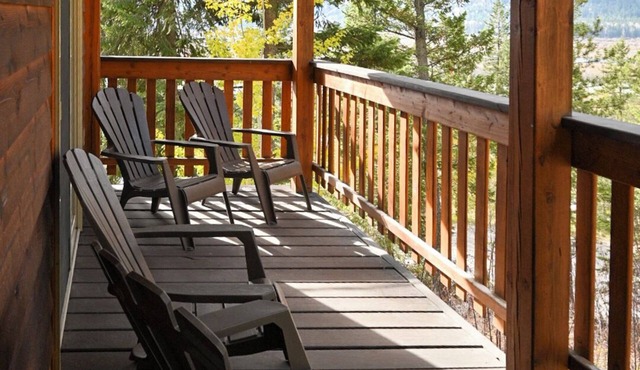Parson Cabins - Moraine Chalet