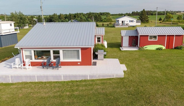Peaceful Coastal Retreat Near Cabot Park Beach—Ideal for Families & Couples