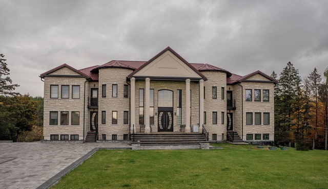 Perfect Group Getaway Large House with Style