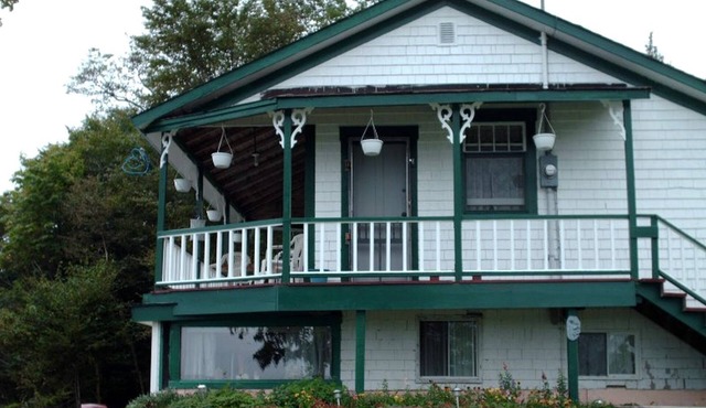 Picturesque Vacation Cottage with Superb Views near Saint John, New Brunswick