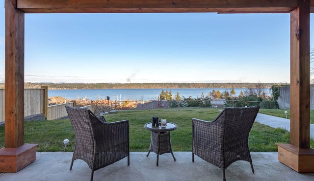 Pier View Suite, Stunning Ocean View.