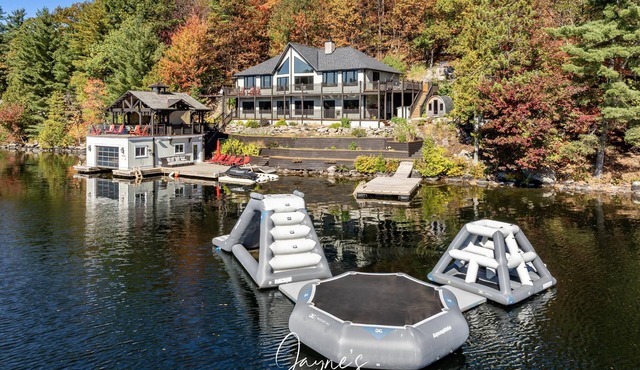 Priceless views at this 6 bed, 5 bath Cottage + 1 bed Bunkie