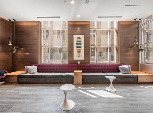 Prime Downtown Condo - St Lawrence Parking