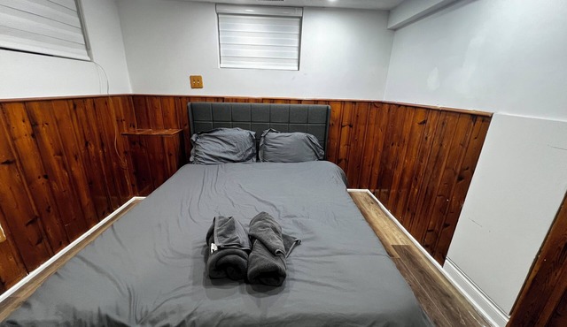 Prime Location 3Bedrooms, 2 Bath,Basement Apt with free parking-Close to Transit