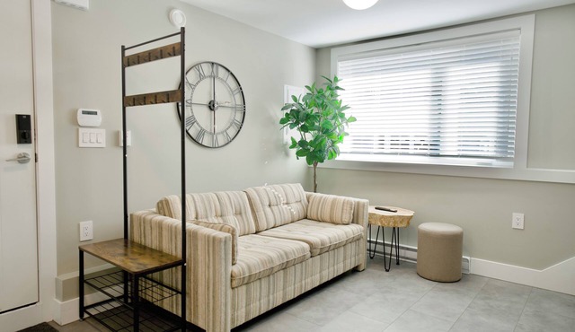 Private 3Bed Entire House/15 mins YVR/20 mins DT