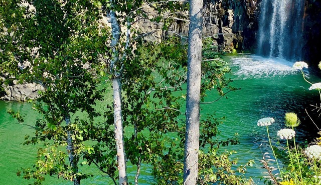 Private Coastal Waterfall Escape, for Couples- Tides, Sauna, 55' Ocean Falls