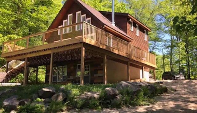 Private Muskoka Cottage on a 4 Lake Chain - Entire Cottage, Newly Renovated
