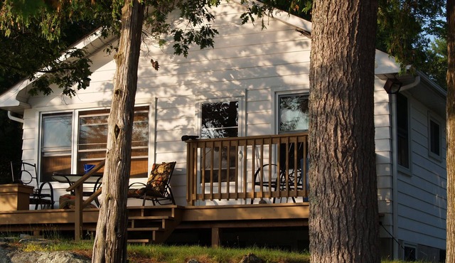 Quiet 3 Bedroom Cottage On Stoney Lake, Ontario