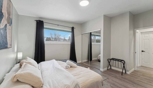 Regal 5BD Retreat W/POOL | 15 MINS 2DT