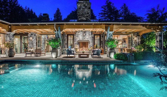 Relax, unwind, and feel at home. Your perfect vacation getaway
