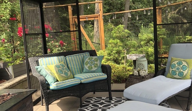 Resort Style, LUX 2-Bedroom French Farmhouse Suite on Bear Mountain - Sleeps 4