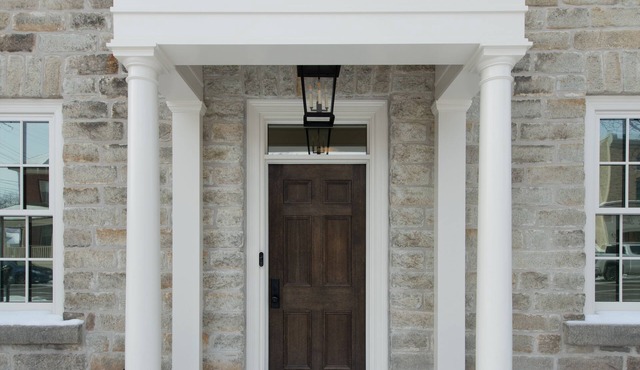 Restored stonehouse in the heart of Perth.