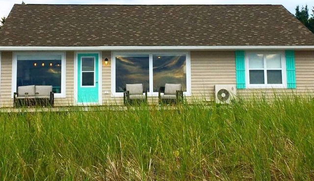 River Beachfront Cottage