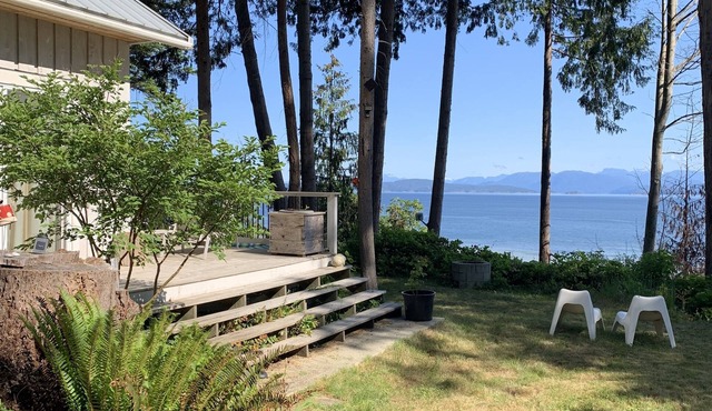 Romantic Luxurious Cabin With Spectacular Ocean View