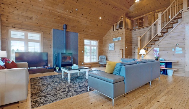 Sandy Beach Muskoka 4 Beds Cottage