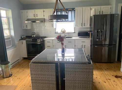 Seaside chalet,Aboiteau beach cottage rentals,cap pele