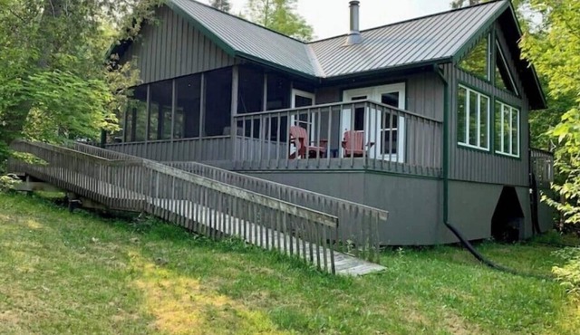 Secluded off-grid 3-bedroom cabin on a quiet lake