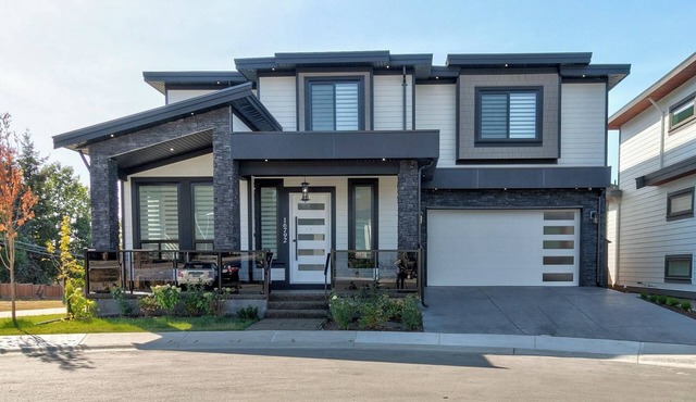 Serene South Surrey Retreat – Book Before It’s Gone!