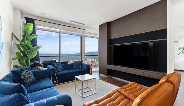 Sky OasisnThe most luxurious space and the best views of the City.