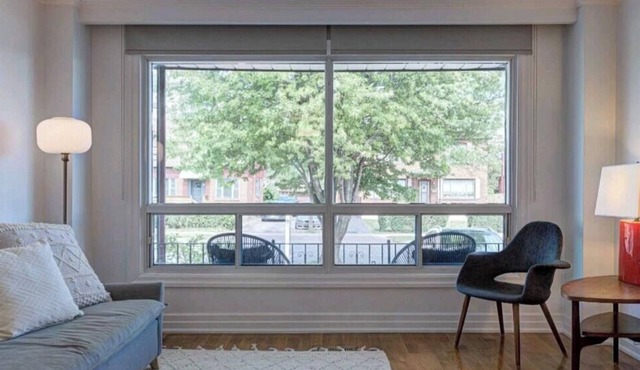 Sleeps 14 15 Min to World Cup & Downtown
