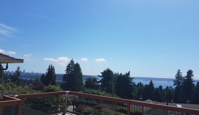 SLPS 10 6BR 3BA MILLION DOLLAR VIEWS, BRIDGE, DWNTWN, WATER VIEWS