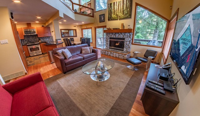 Snowy Creek 4 - Ski in Ski out, Private Hot Tub, Short Walk to Whistler Village