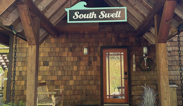 South Swell Tofino formerly Blue HeronnWaterfront home amid old growth cedars