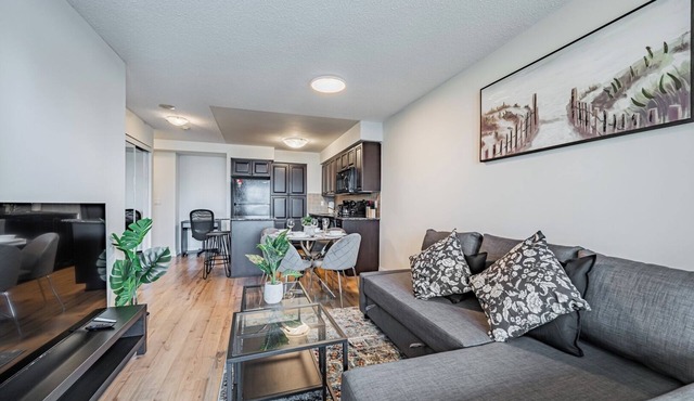 Spacious 1BR+1WR Apartment with Balcony