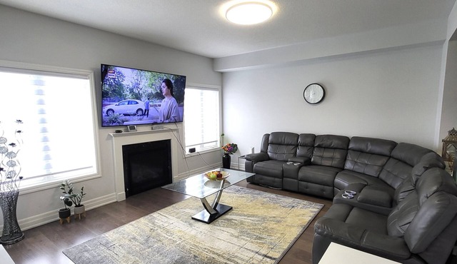 Spacious 4 Bedroom House in Angus