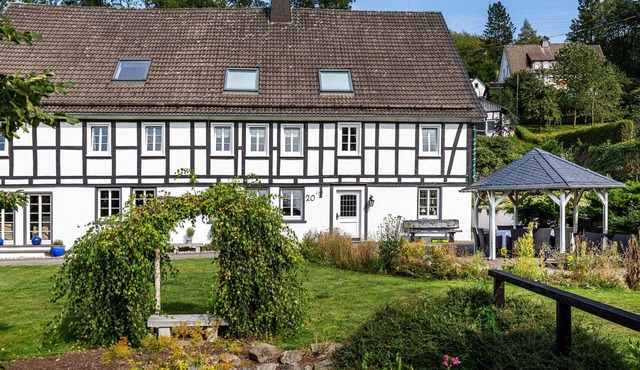 Spacious country house with open fireplace and garden in the Sauerland for young and old in Schmallenberg