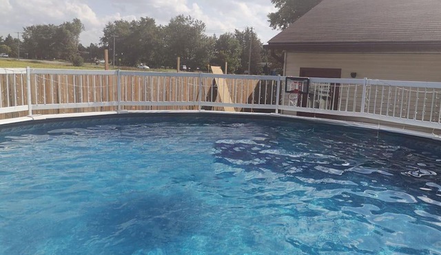 Spacious retreat with pool, hot tub, firepit, & two living rooms