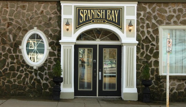 Spanish Bay Inn, CANADA