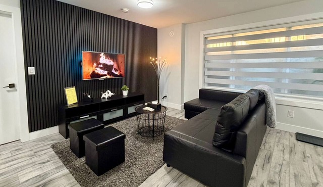 Sparsh Villas - Lux+ Modern 2BR Suite w/Kitchen