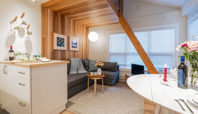 Steps to Creekside Gondola|Cozy Ski & Bike Retreat