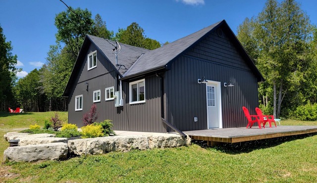 Stokes Bay Getaway near Tobermory & Lions Head permit#STA-2024-63
