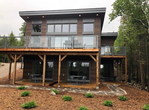 Stone Cove Waterfront Adults Only B&B
