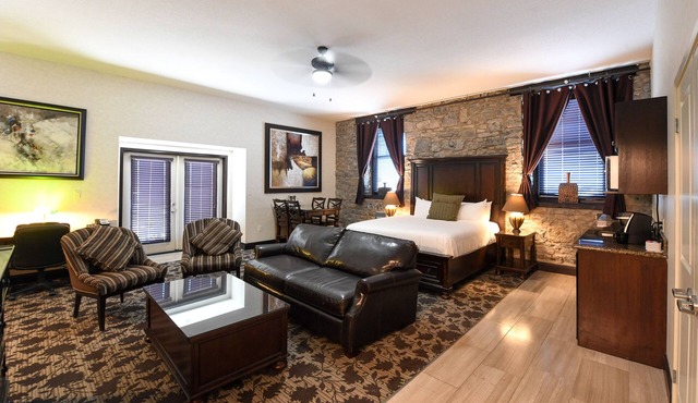 Stone Mill Inn