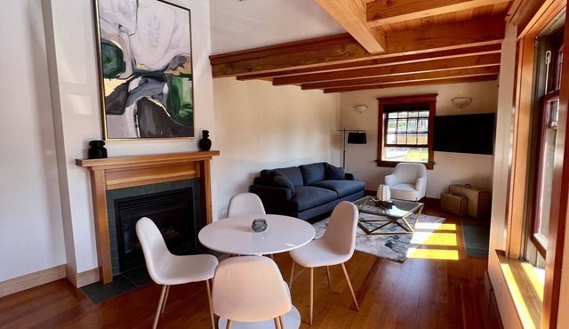 Stunning 2 bedroom loft