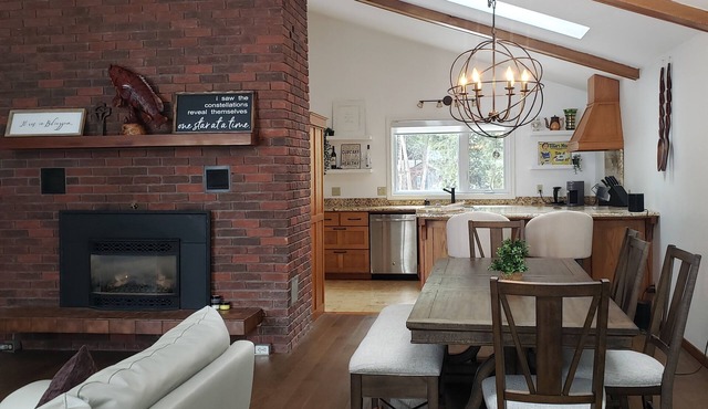 Stunning Lakehouse with all the luxuries of home