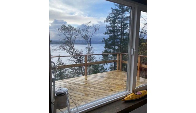 Stunning Sunset View from Copper Bluffs Tiny Home