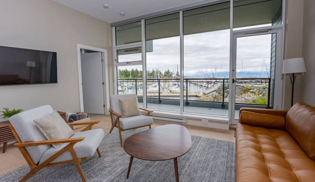 Suite #113 Contemporary Accommodation Patio Suite