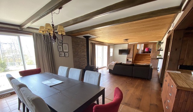 Suite in the Laurentians
