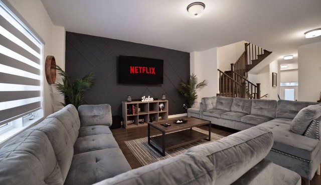 Sunbank Escape With Hot Tub & Game Room