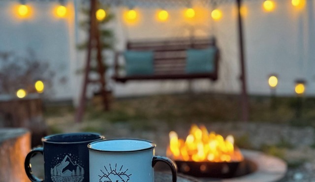 Sunny Shores Stay – Big Home Near Christina Lake