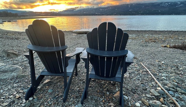 Superb lake view home, semi lake front with 250 feet private lakefront.