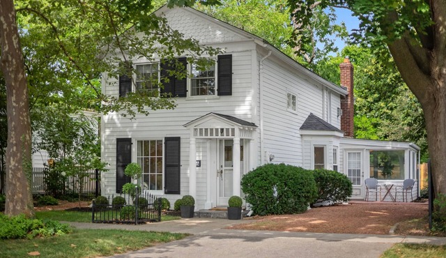 Sweet reTreat, Perfect Location